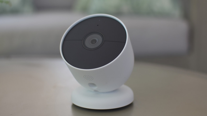 Security cameras for apartments: no drilling, no landlord drama