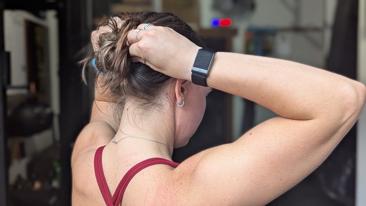 WHOOP 5.0 screen-free fitness and recovery band